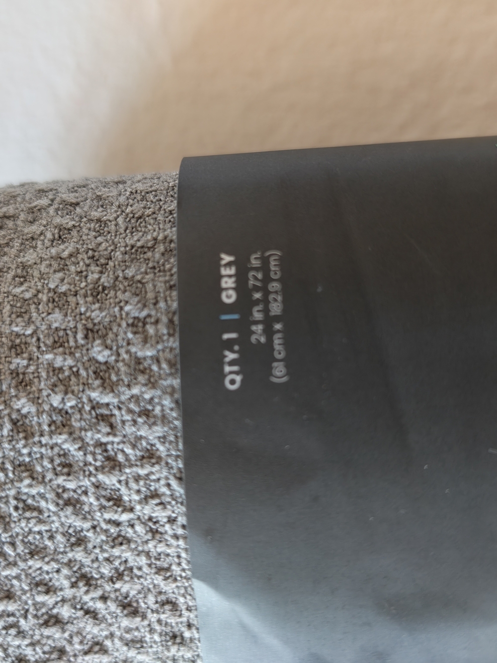 Microfiber Yoga Mat Towel with Silicone Grip - Gray - Picture 4 of 7
